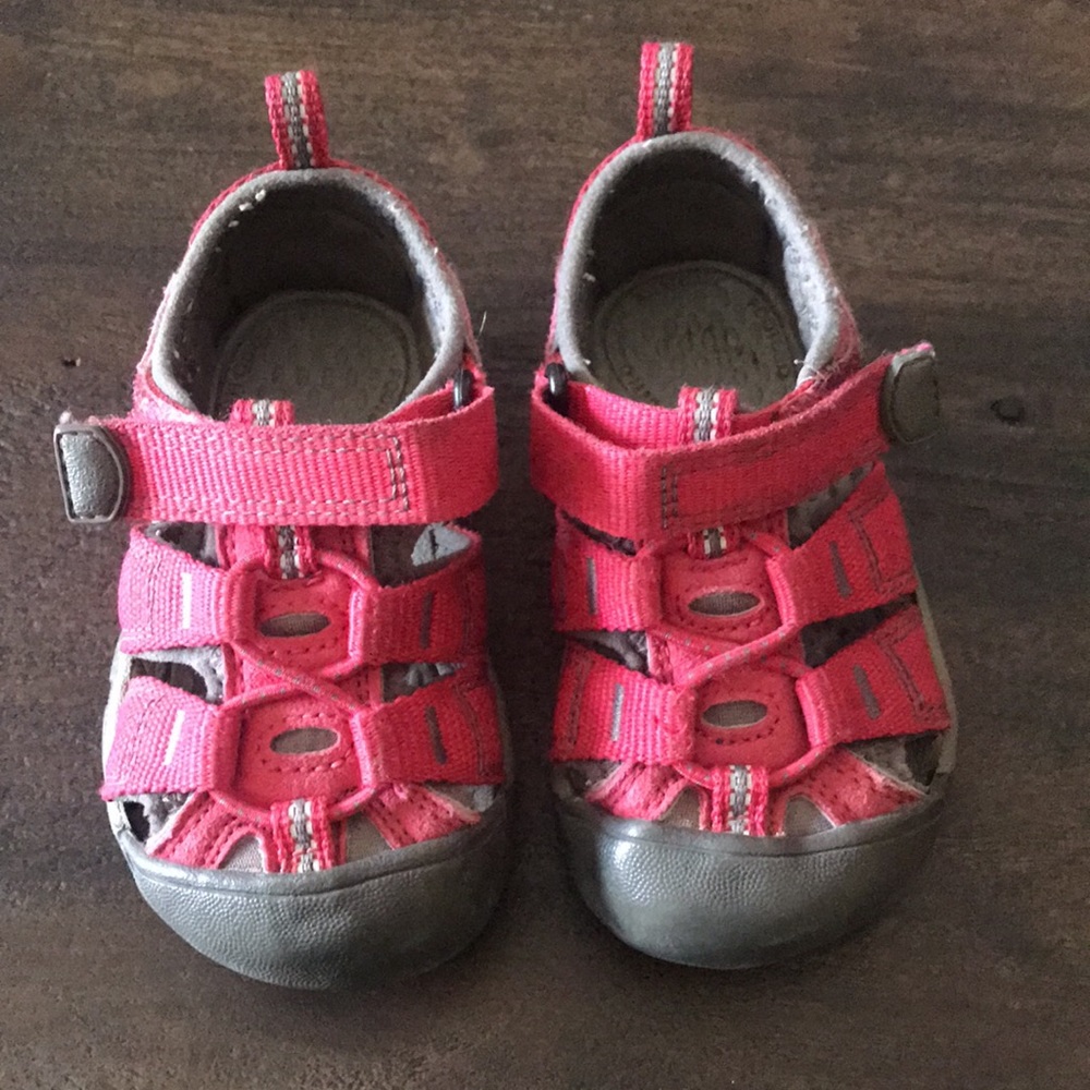 Keen Toddler Girl Sandal Size 5
